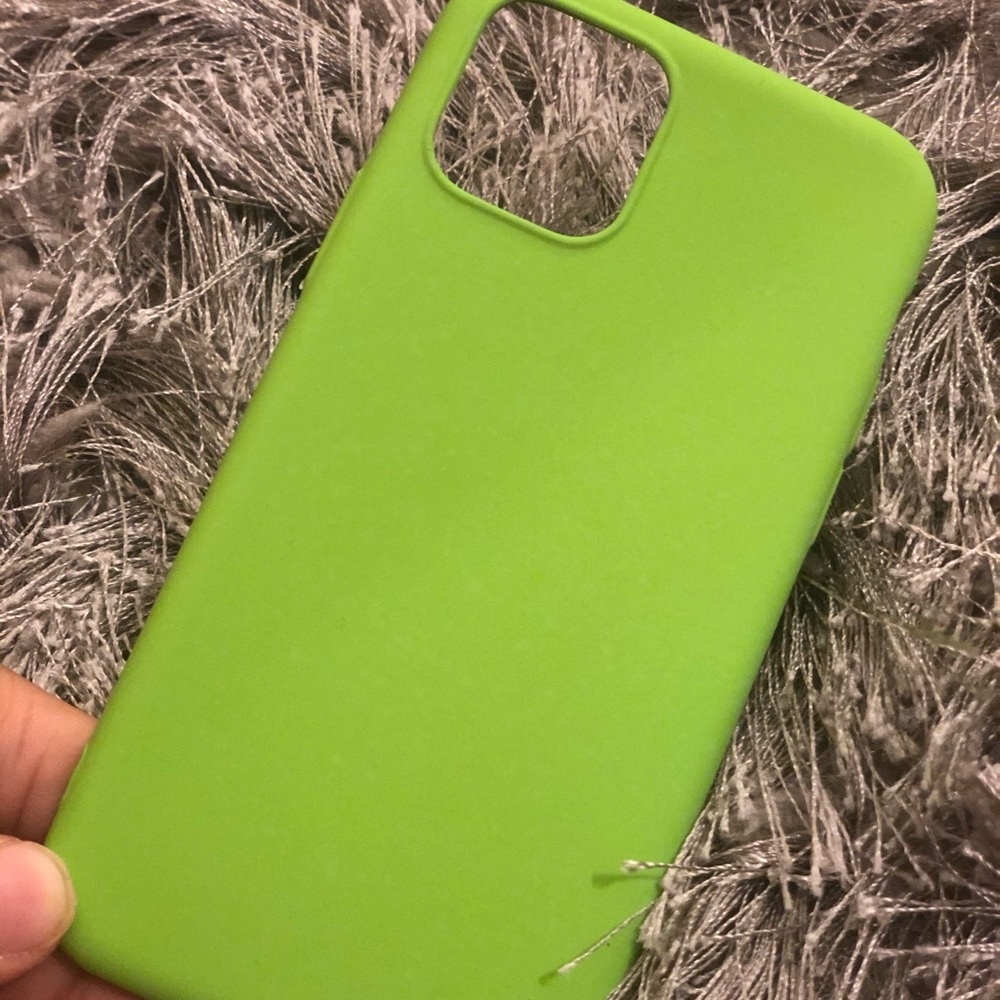 iPhone 11 case - Picture 2 of 3